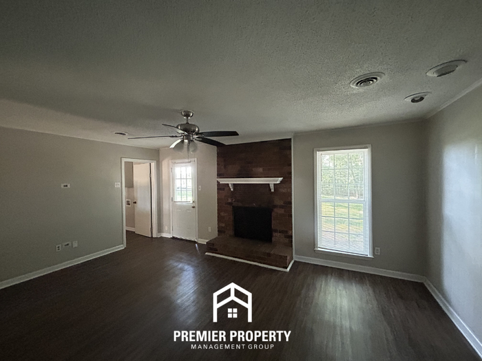 3880 Hilltop Dr - Photo 2 of 18