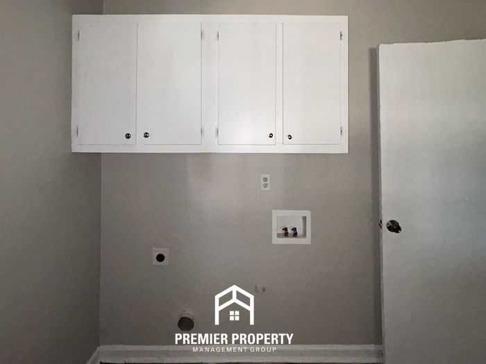 3880 Hilltop Dr - Photo 6 of 18