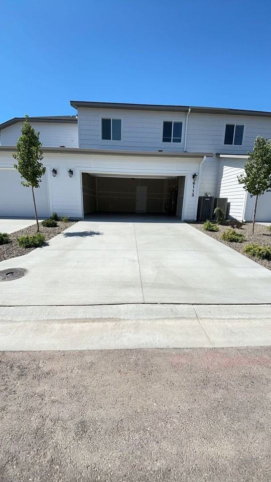 6048 N Ikure Ave - Photo 2 of 20