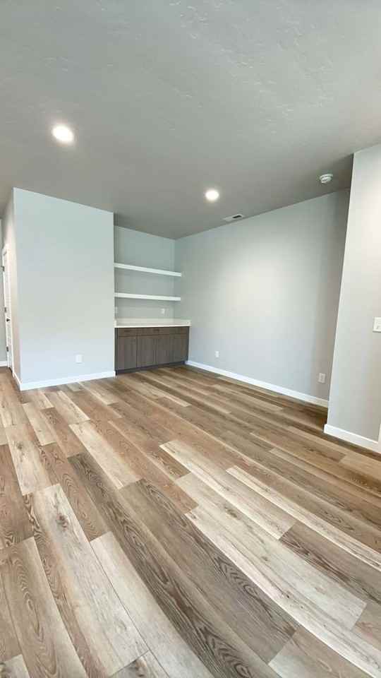 6048 N Ikure Ave - Photo 6 of 20