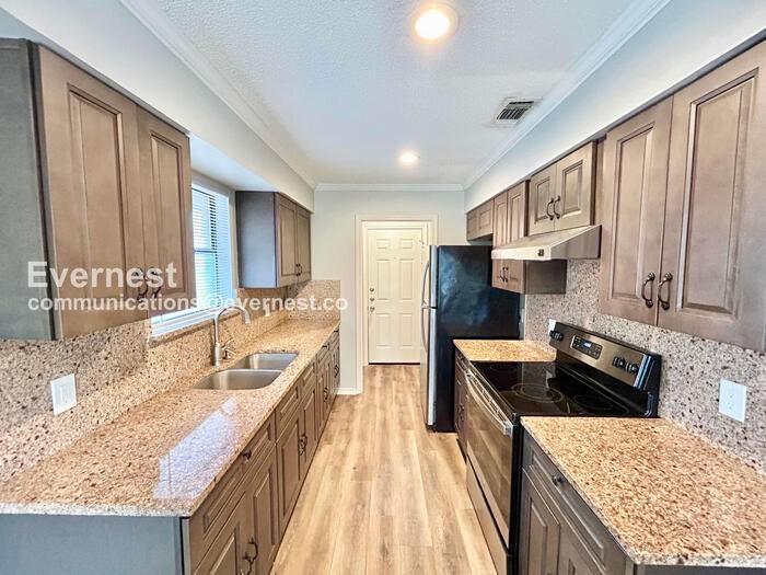 7316 Glen Haven Dr - Photo 6 of 28