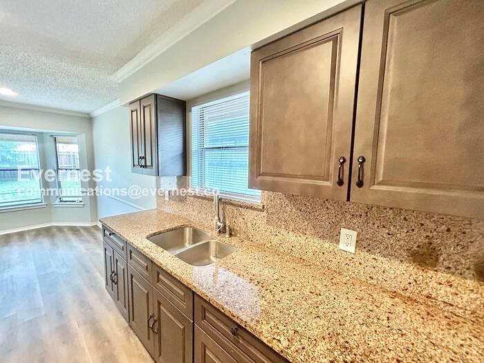 7316 Glen Haven Dr - Photo 7 of 27