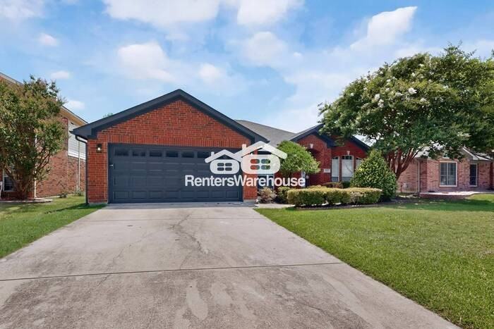 4412 Fox Meadows Ln - Photo 2 of 46