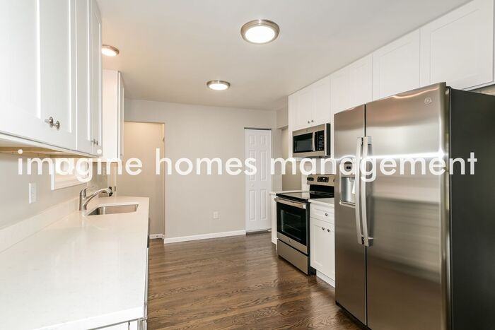 10434 Leitrim Dr - Photo 7 of 20