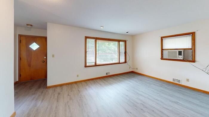 1113 N 3rd St #A - Photo 3 of 11