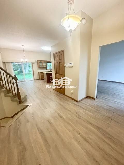 1405 8th Ave N - Photo 2 of 42