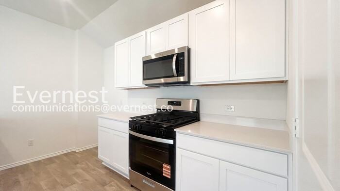 320 Santo Domingo Rd - Photo 3 of 21