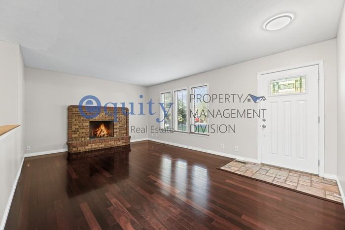 7102 S Brookhill Dr - Photo 2 of 30