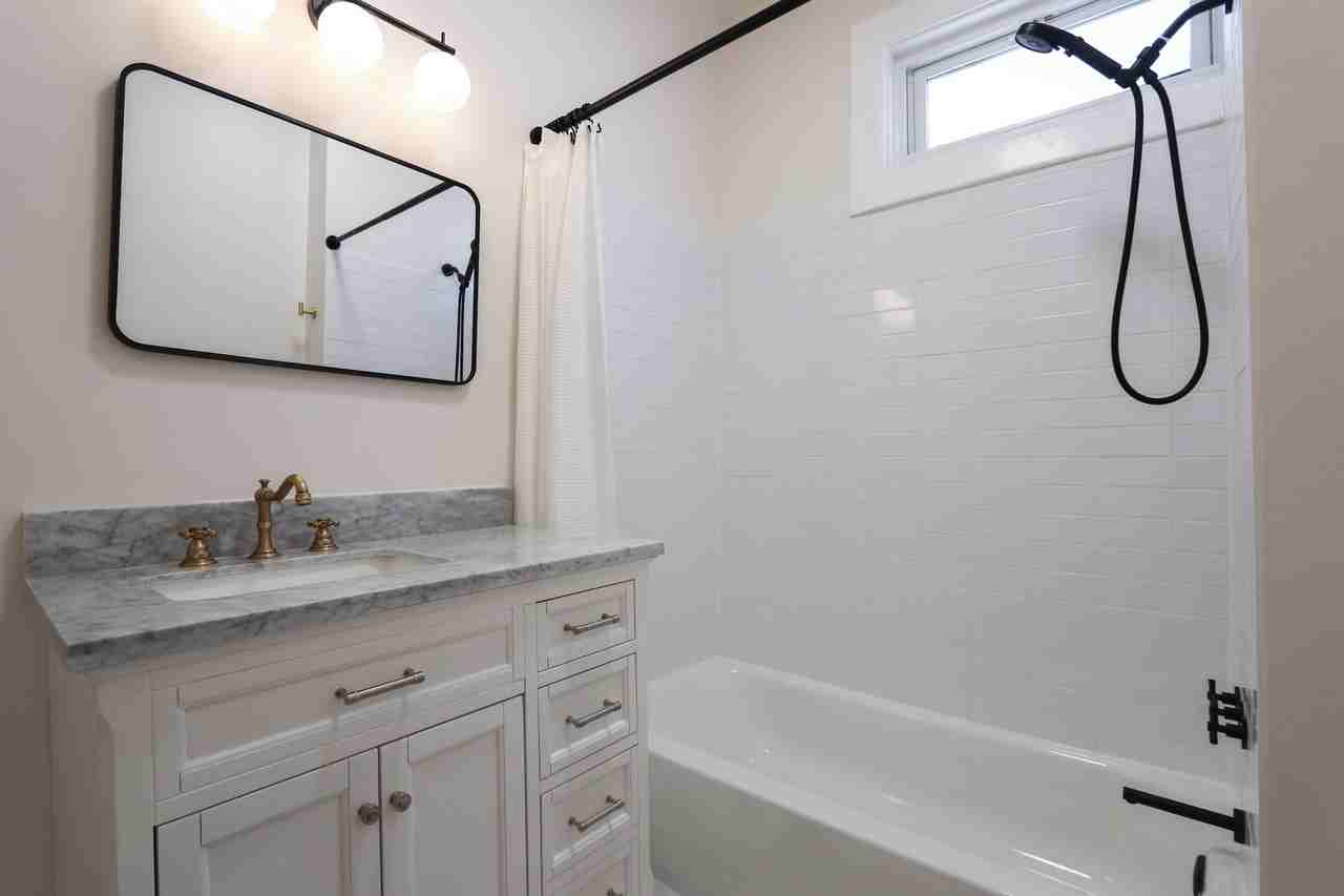 1525 Madison Ave #1523 - Photo 6 of 19