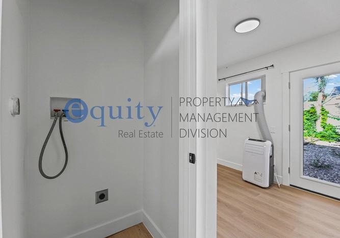852 E Roosevelt Ave #B - Photo 5 of 16