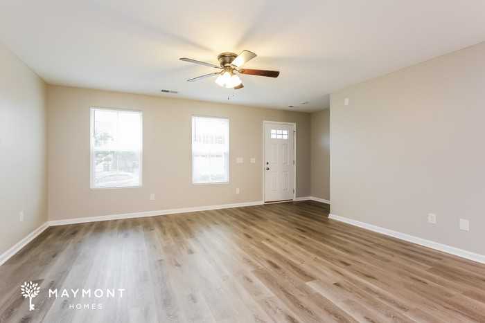 111 Dunbartin Dr - Photo 5 of 13