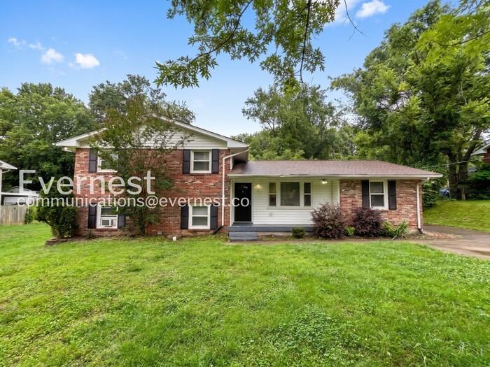 130 Roberta Dr - Photo 2 of 34