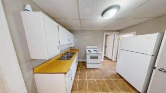 413 1/2 W Thayer Ave - Photo 1 of 1