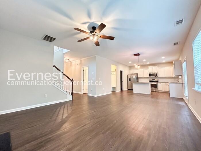 131 Shoals Bridge Rd - Photo 3 of 35