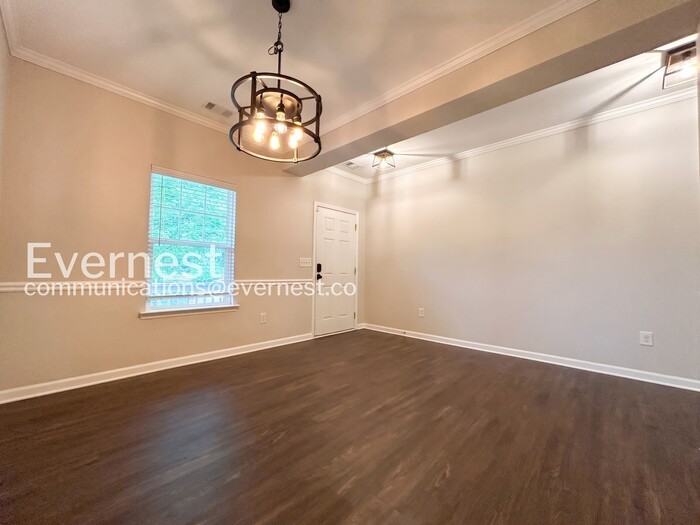 131 Shoals Bridge Rd - Photo 6 of 35