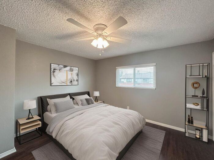 610 Wolftrap Dr - Photo 4 of 6