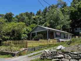 23 Sycamore St #NA - Photo 1 of 1