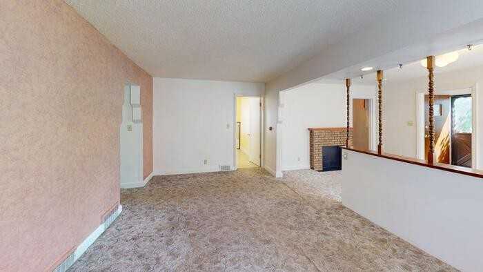 310 S 12th St - Photo 2 of 11