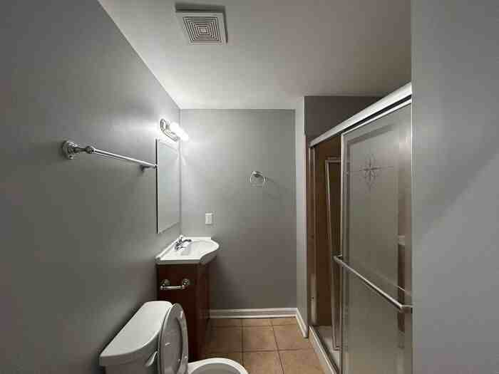 790 N Madeira St - Photo 5 of 10