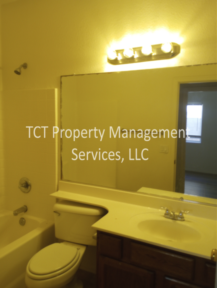 11622 W Washington St - Photo 6 of 11