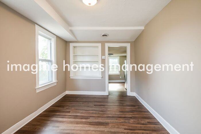 1469 Lakeland Ave - Photo 7 of 18