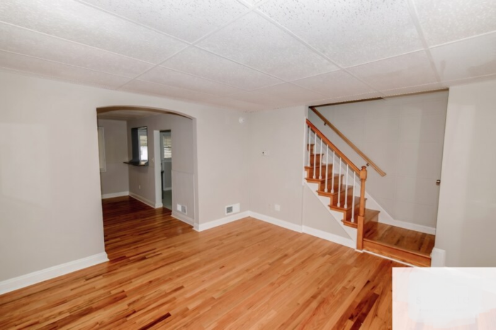 3400 N Point Rd - Photo 4 of 24