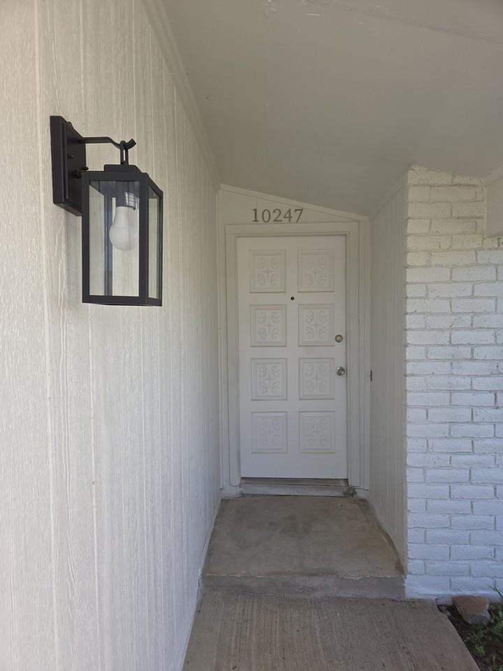 10247 Green Ash Rd #NA - Photo 2 of 26