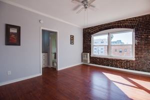featured image of 730 S Catalina St