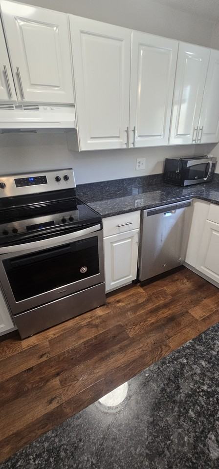 19 Somers St #B8 - Photo 2 of 13