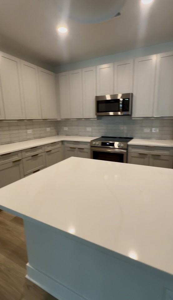 5301 W Tyson Ave #2 - Photo 7 of 25