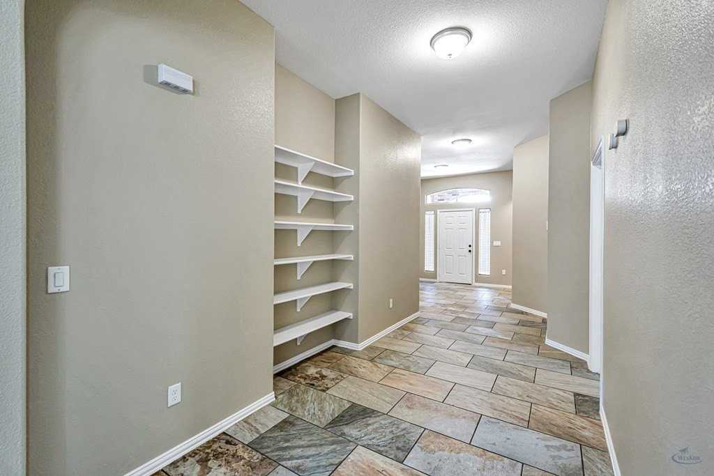 6412 Commonwealth Rd #NA - Photo 5 of 38
