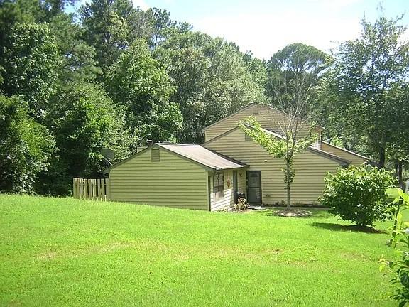 133 Sandalwood Cir #NA - Photo 2 of 19