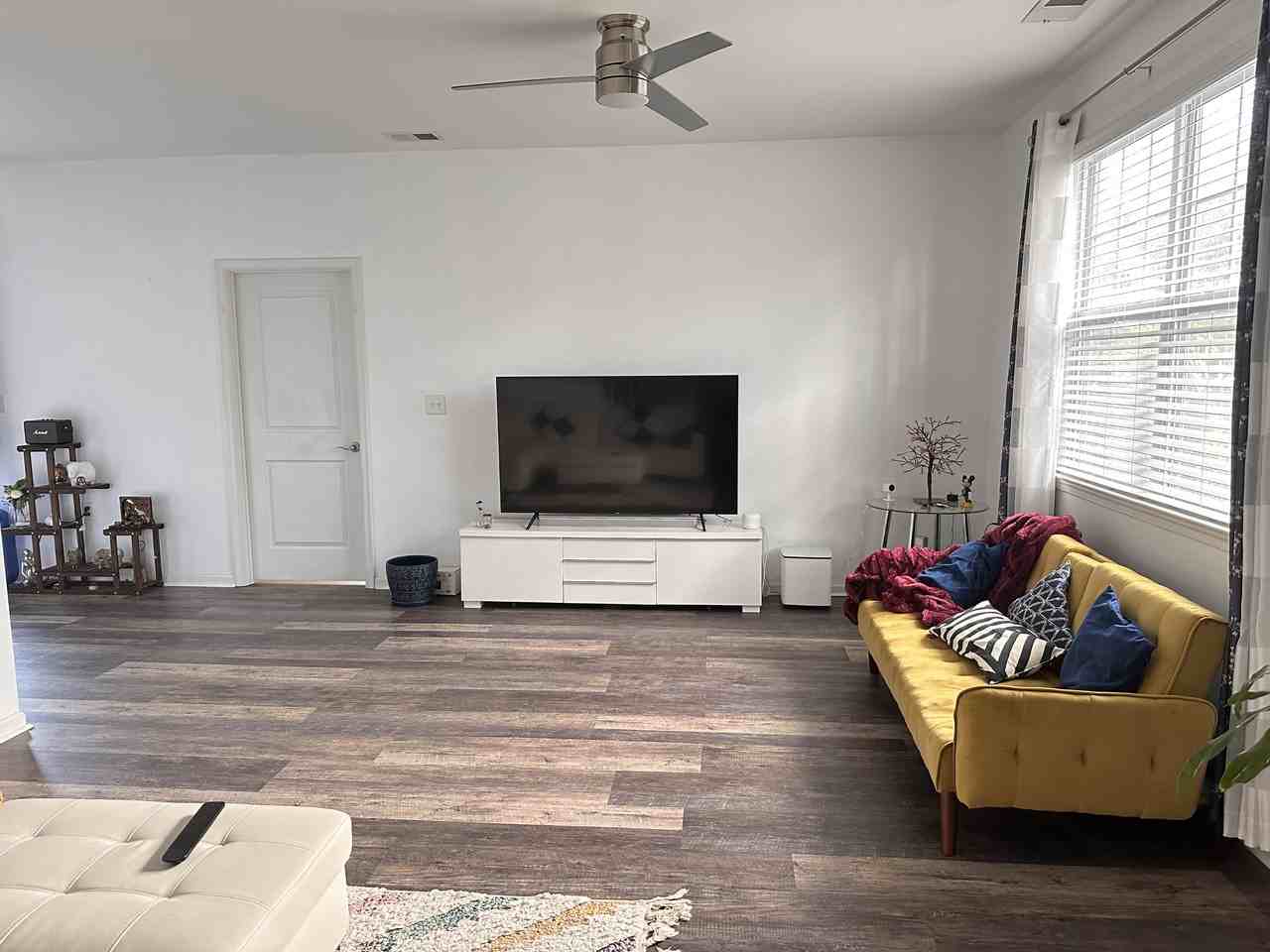 4292 Turnworth Arch #897 - Photo 2 of 7