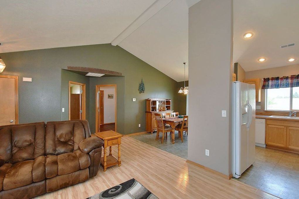 820 Fox Ridge Rd #NA - Photo 4 of 20