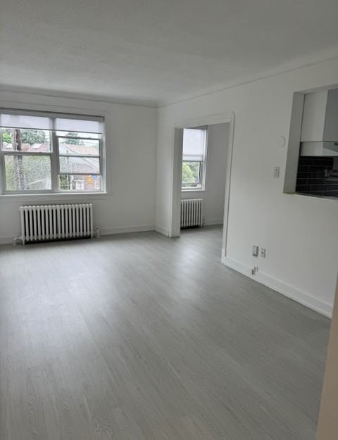 3 Claxton Blvd - Photo 3 of 11