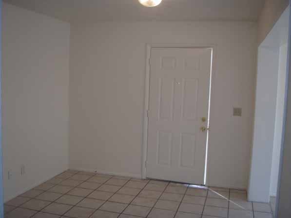 4207 N 74th Dr #1 - Photo 4 of 13