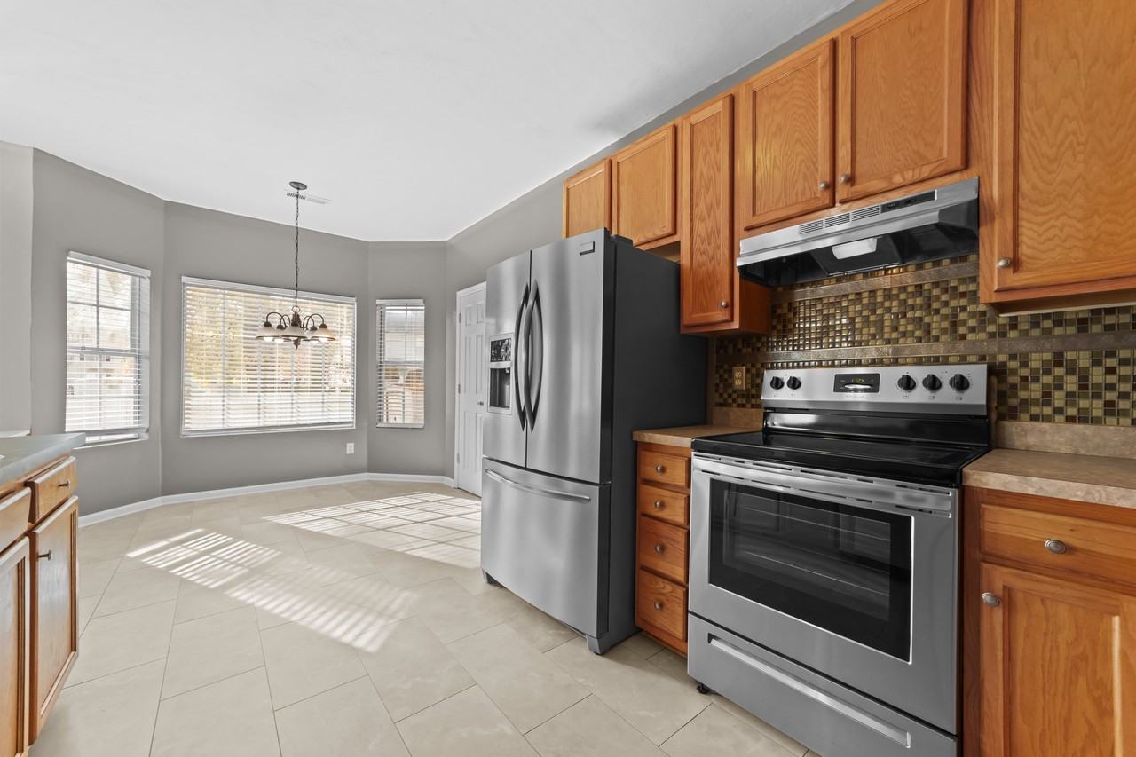 115 Jones St #1 - Photo 3 of 50
