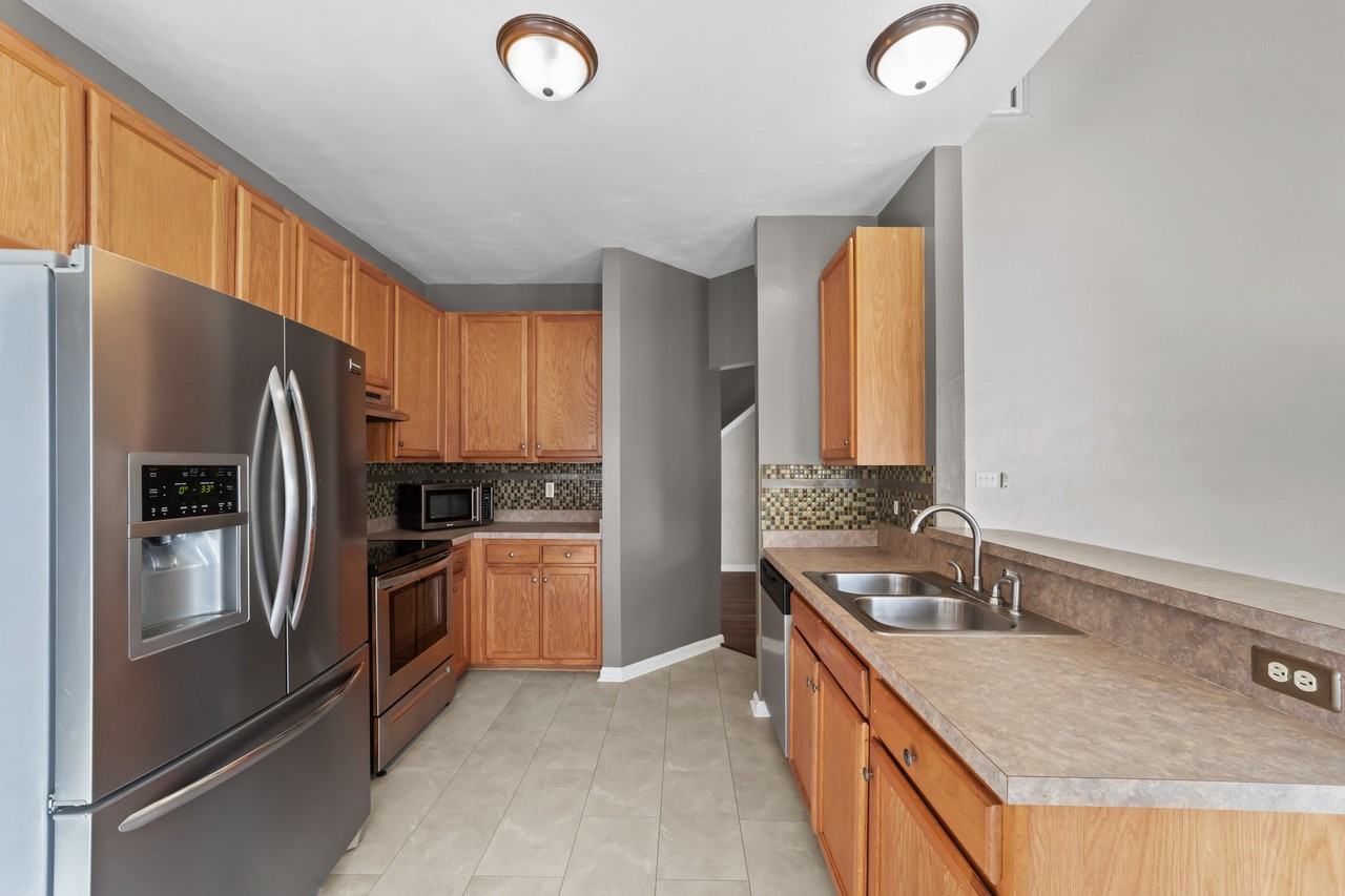 115 Jones St #1 - Photo 5 of 50