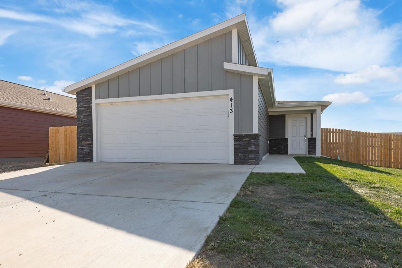 413 Henry Potter Rd - Photo 4 of 20