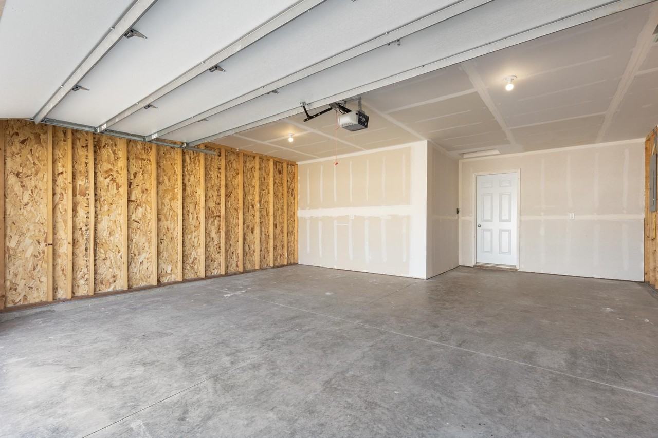413 Henry Potter Rd - Photo 5 of 20