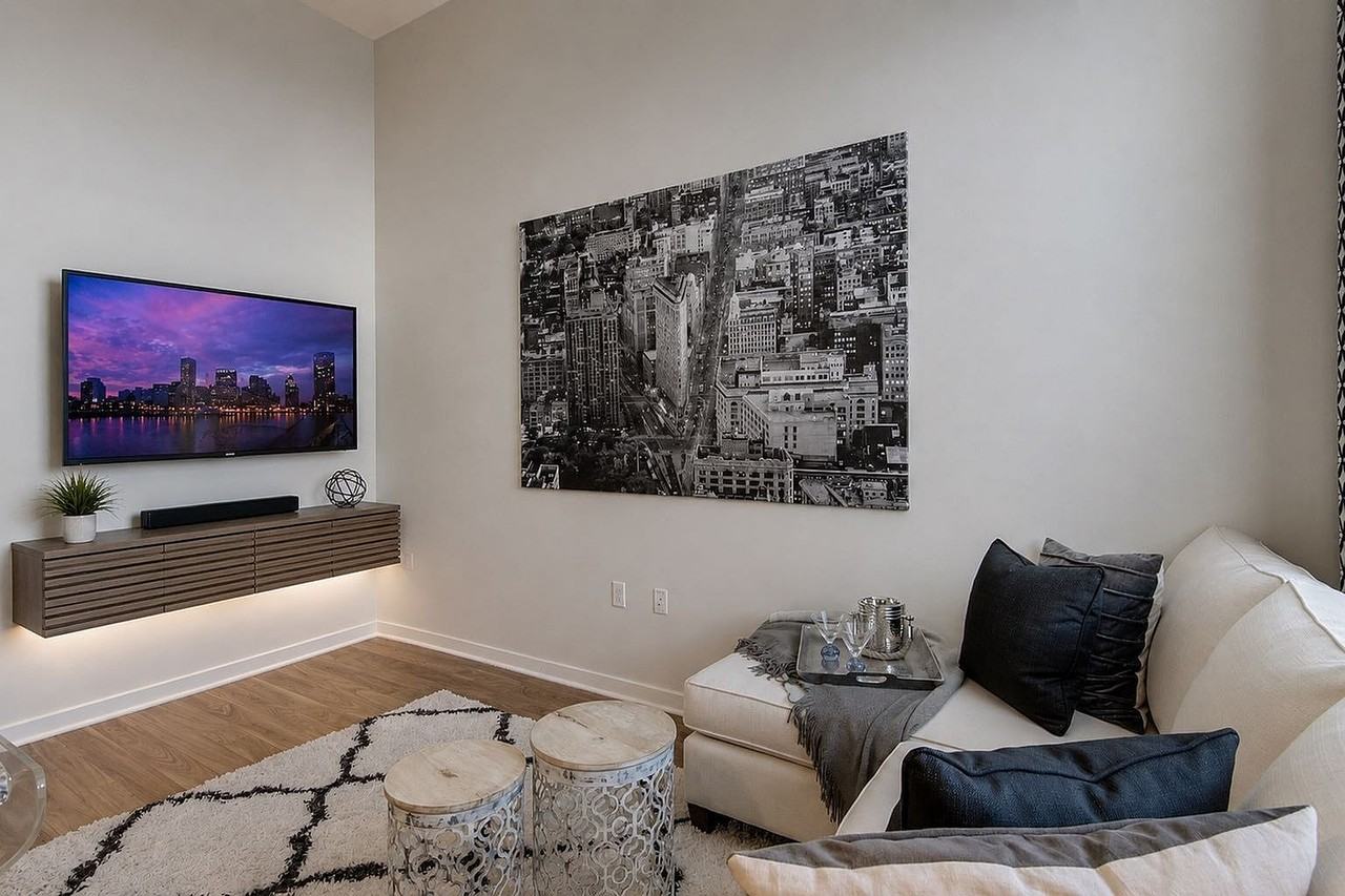 520 Park Avenue - Photo 5 of 39