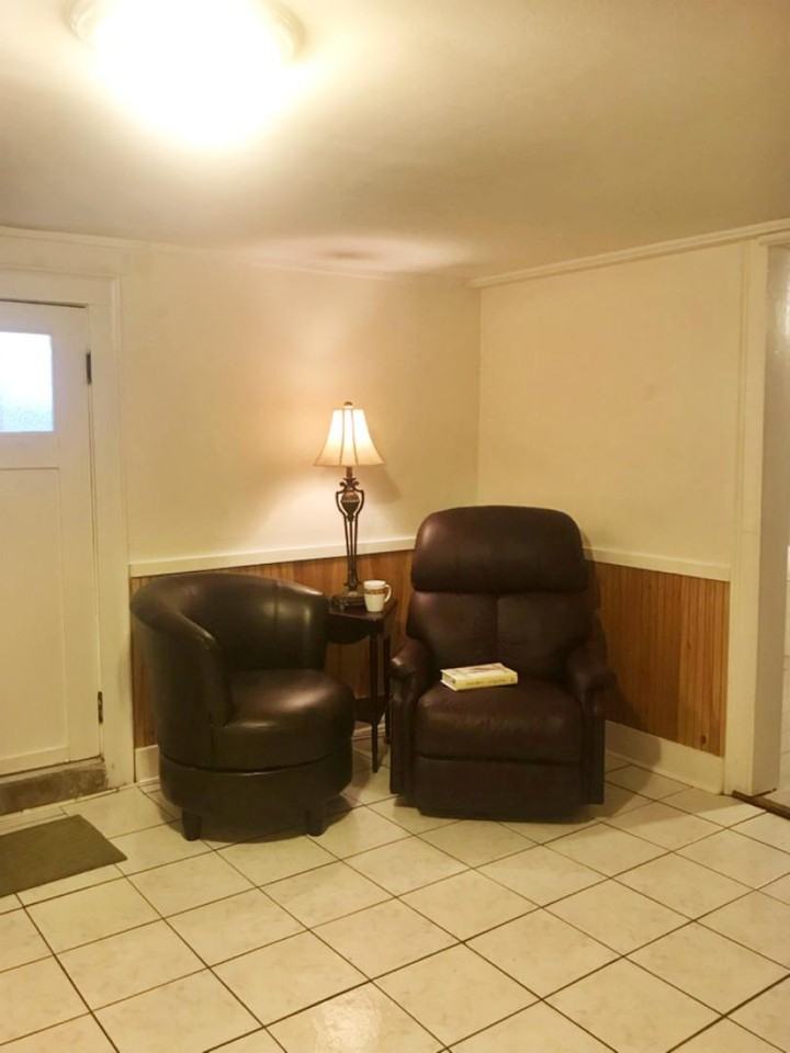 1316 Henry Clay Ave - Photo 3 of 11