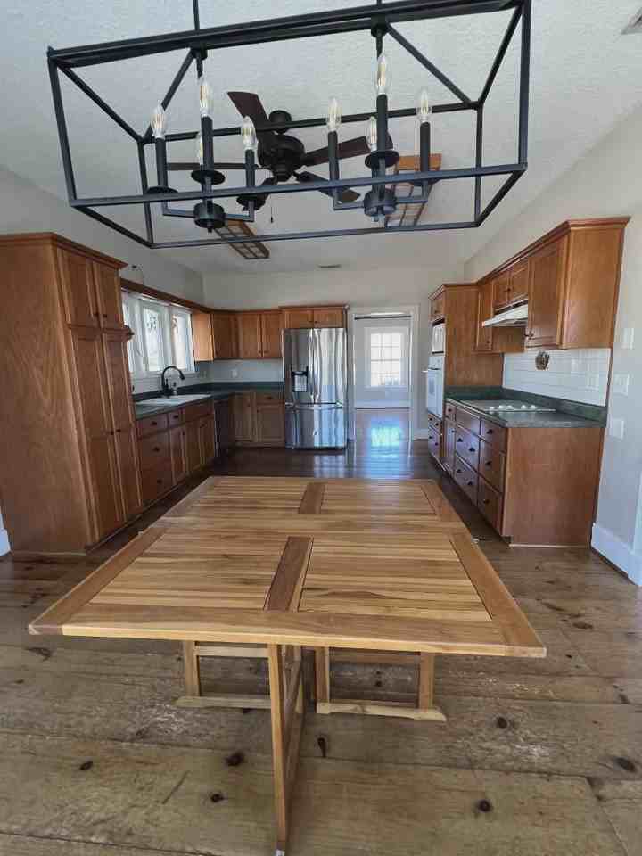 515 Beaver Dam Rd - Photo 2 of 10