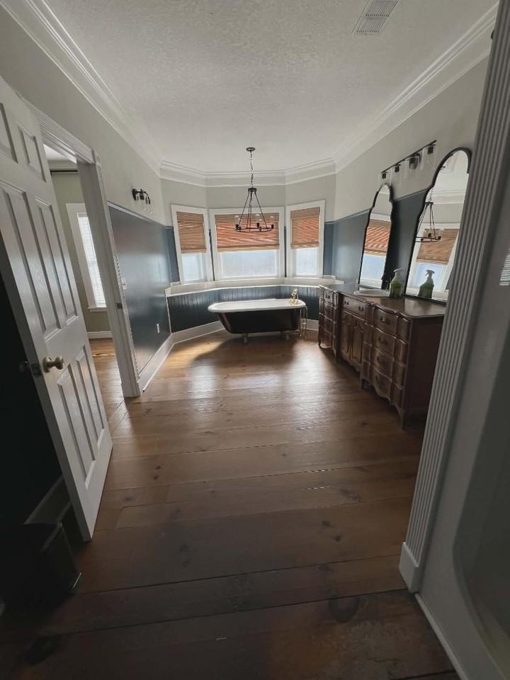 515 Beaver Dam Rd - Photo 6 of 10