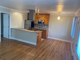 featured image of 44 E 40th Ave