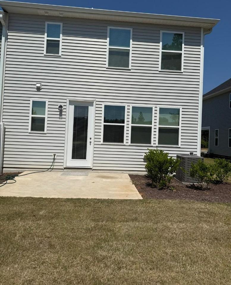 152 Kobus Ct - Photo 7 of 16