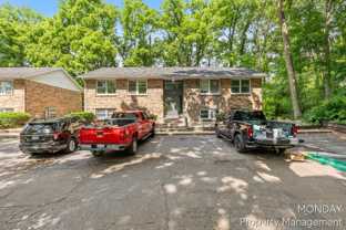 130 S Clarendon St - Photo 1 of 1
