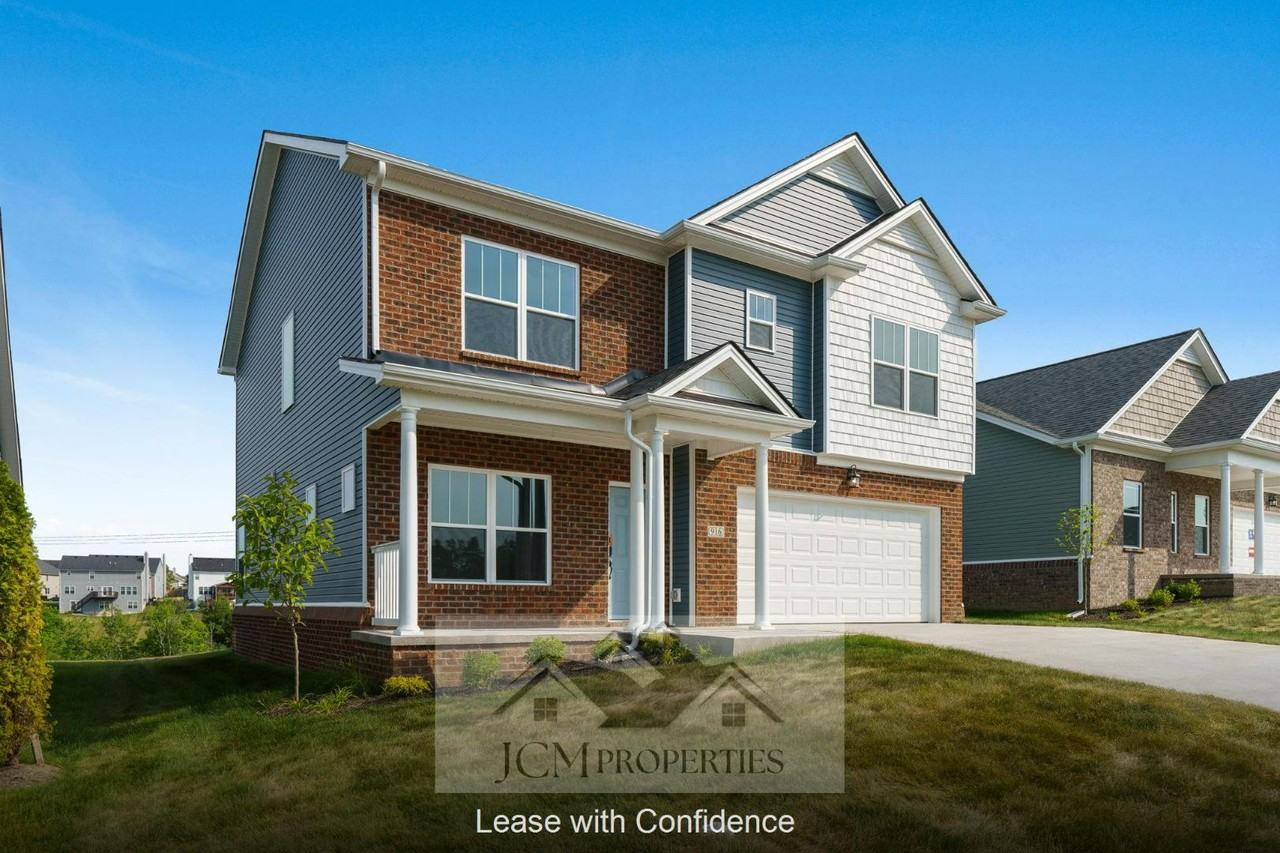 916 Camden Ct - Photo 4 of 11