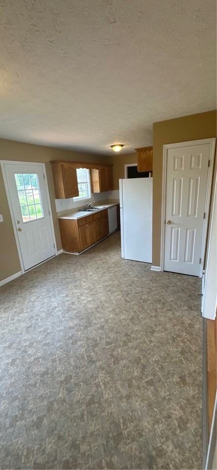 144 Kala Cir #1 - Photo 3 of 8
