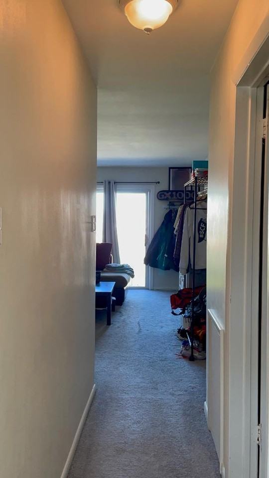215 Manchester Ave - Photo 4 of 9